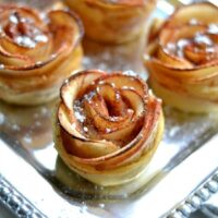 Apple Rose Puffed Pastries